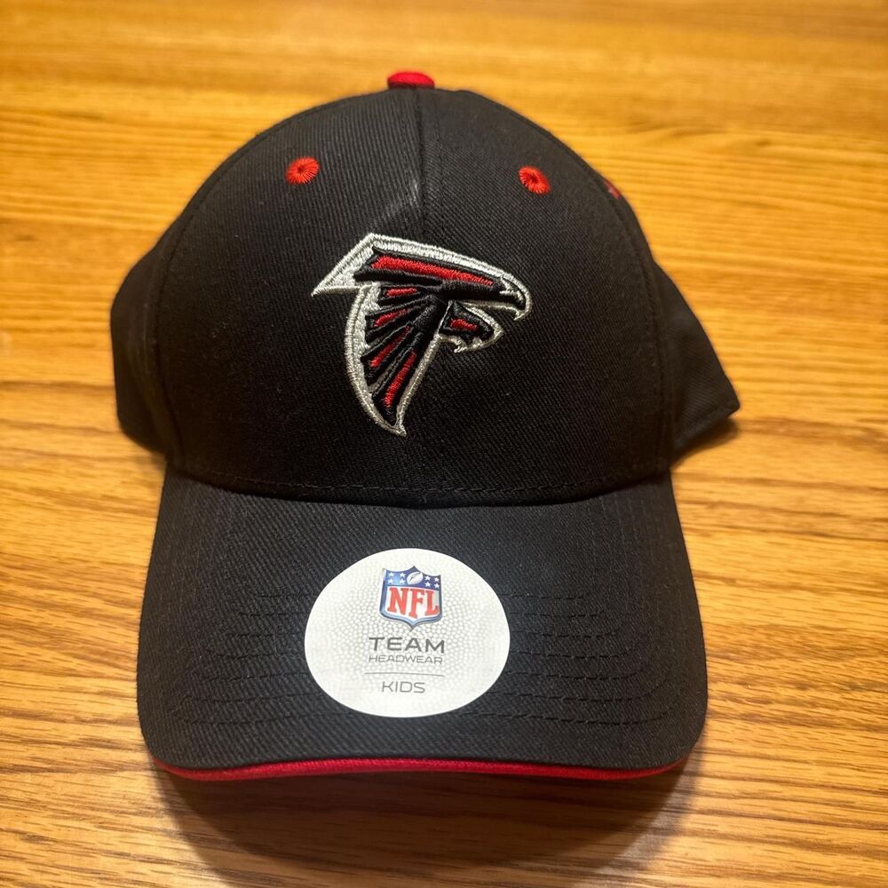 Atlanta Falcons embroidered black and red adjustable kids hat